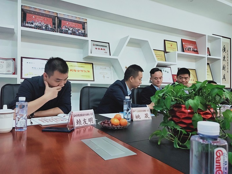 油煙凈化器，油煙凈化設備，油煙凈化機