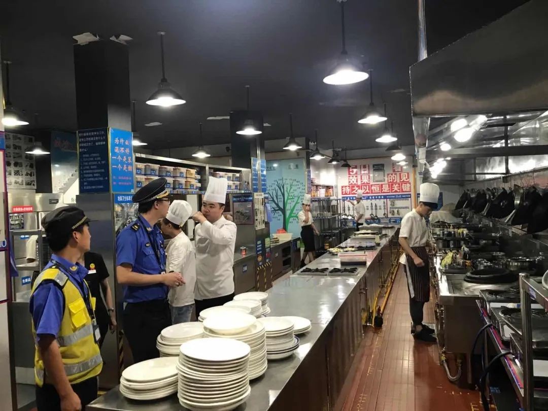 油煙凈化器，油煙凈化設(shè)備，油煙凈化機