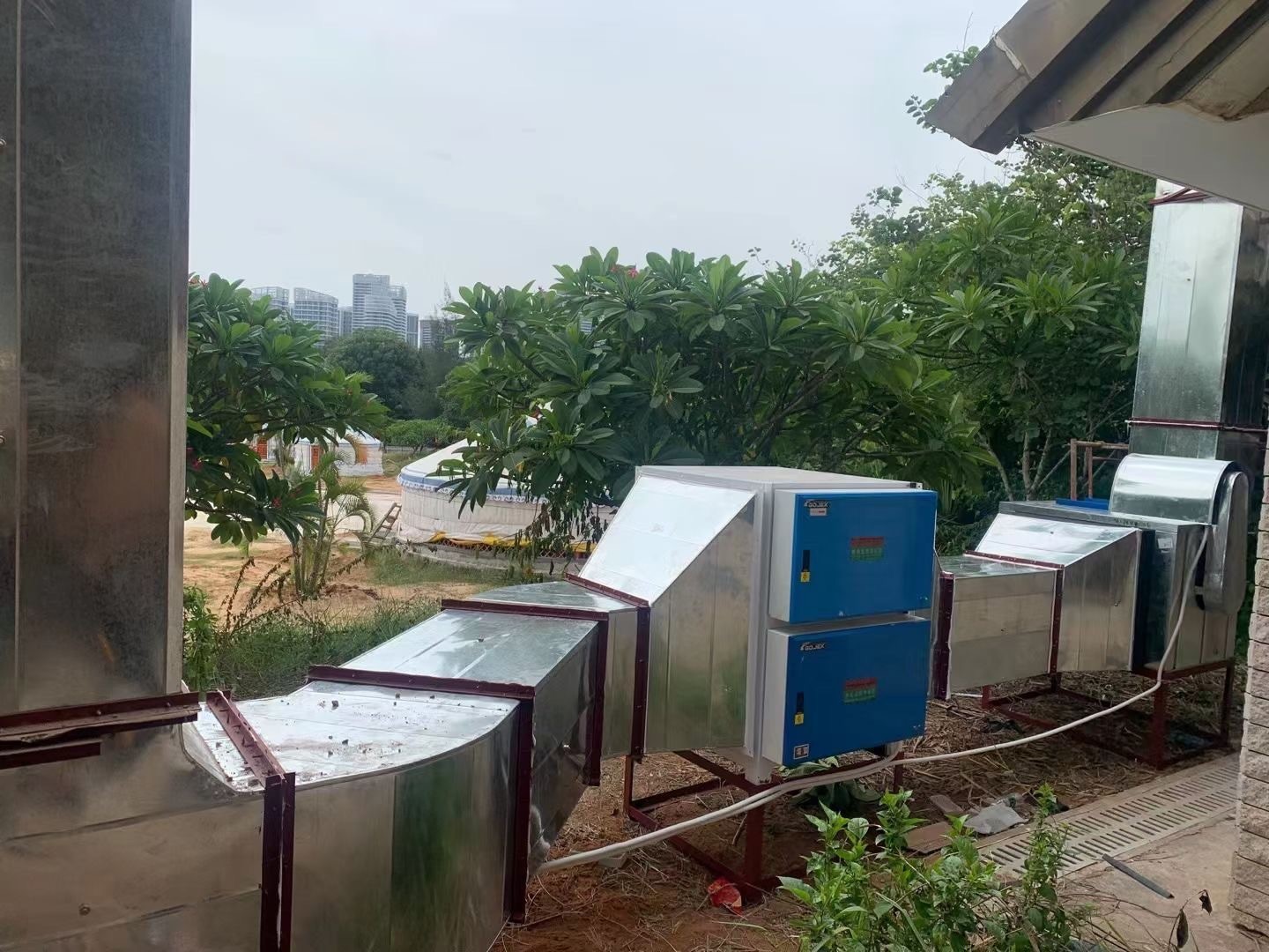 油煙凈化器，油煙凈化設(shè)備，油煙凈化機(jī)
