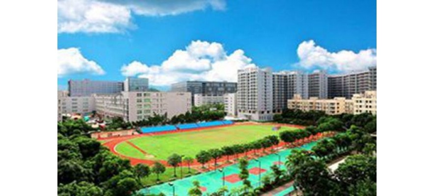 廣杰 GOJEK：深圳市奮達(dá)職業(yè)技術(shù)學(xué)校14萬(wàn)風(fēng)量油煙凈化案例！